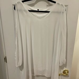 White long sleeve chiffon dress
